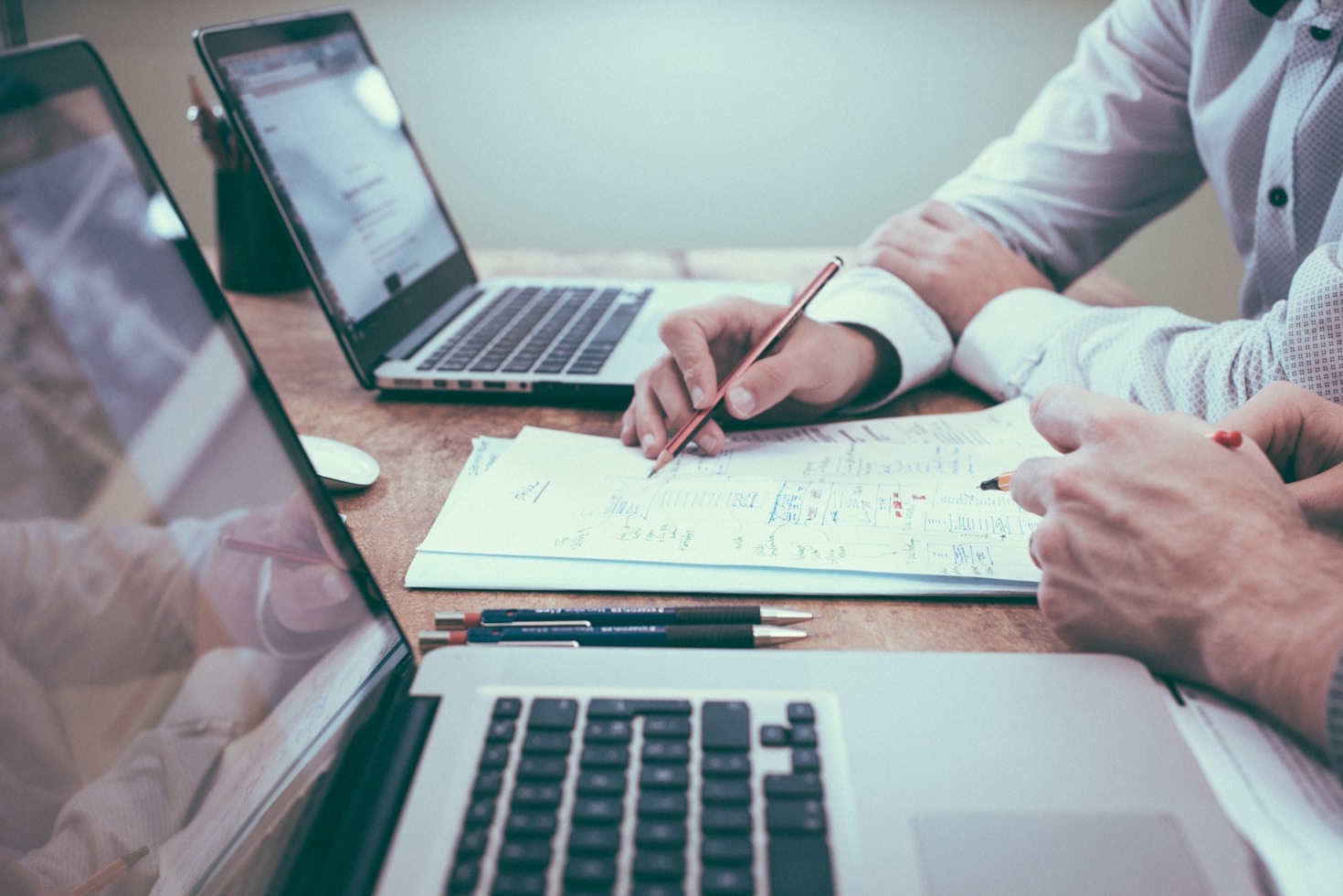 How AI is Transforming Business in Sweden